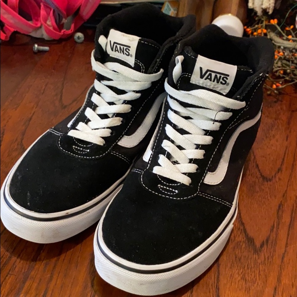 New black Vans high tops